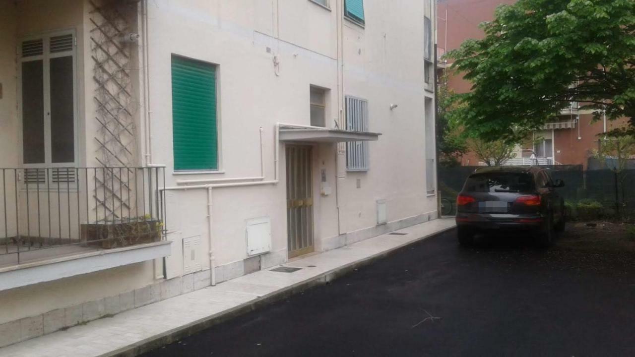 Casa Graziella Apartment Pescara Ngoại thất bức ảnh